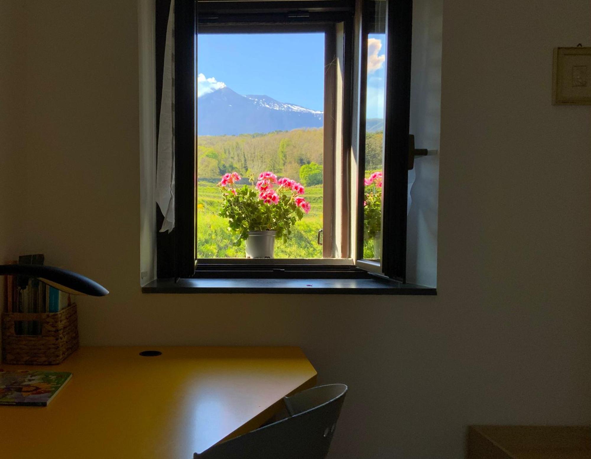 Tenuta Kiwi Dell'Etna Milo Eksteriør billede