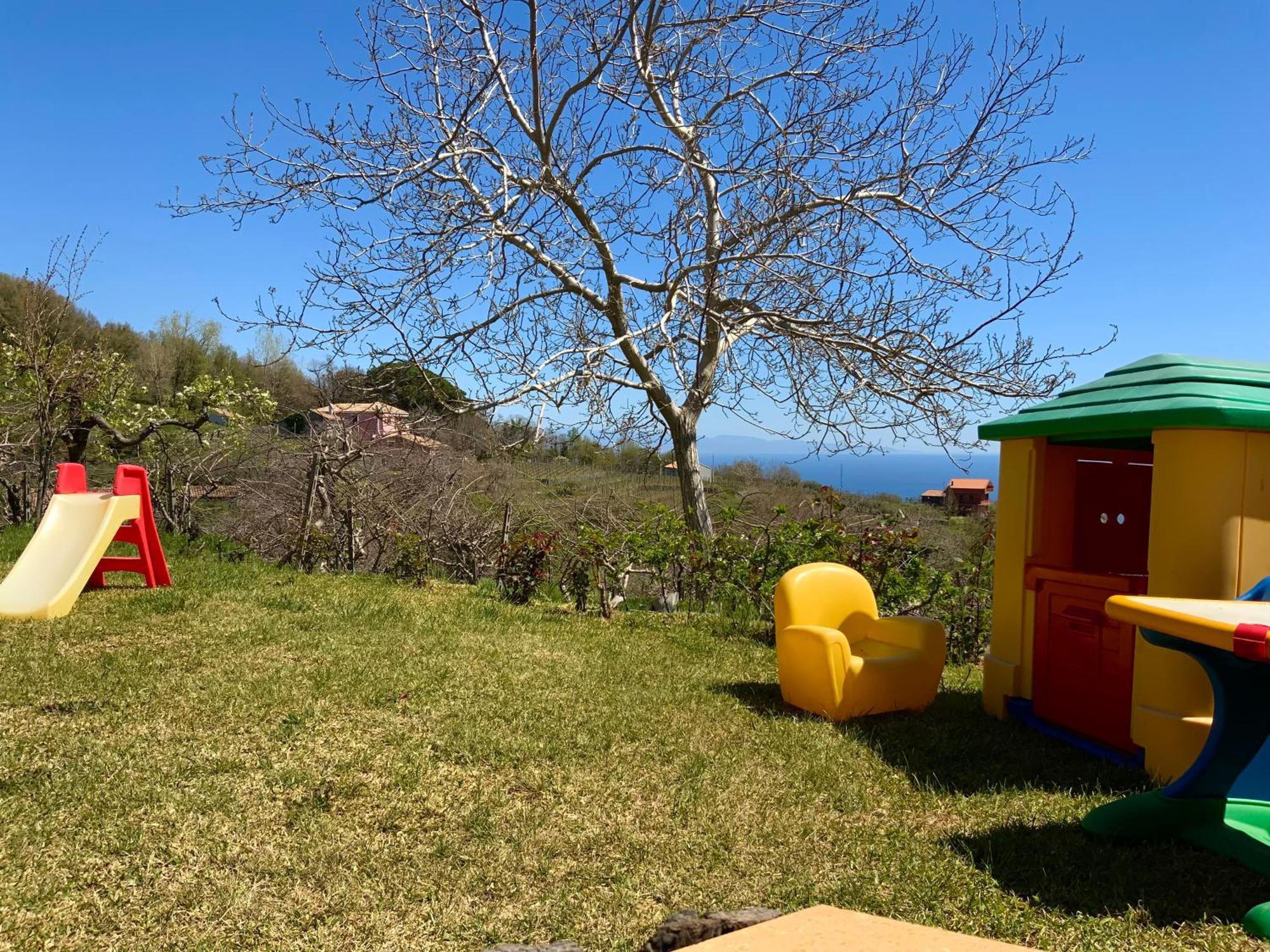 Tenuta Kiwi Dell'Etna Milo Eksteriør billede